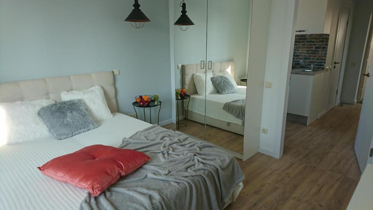 Villa Florance Apartments With Terraces & Parking Ventspils Exterior foto